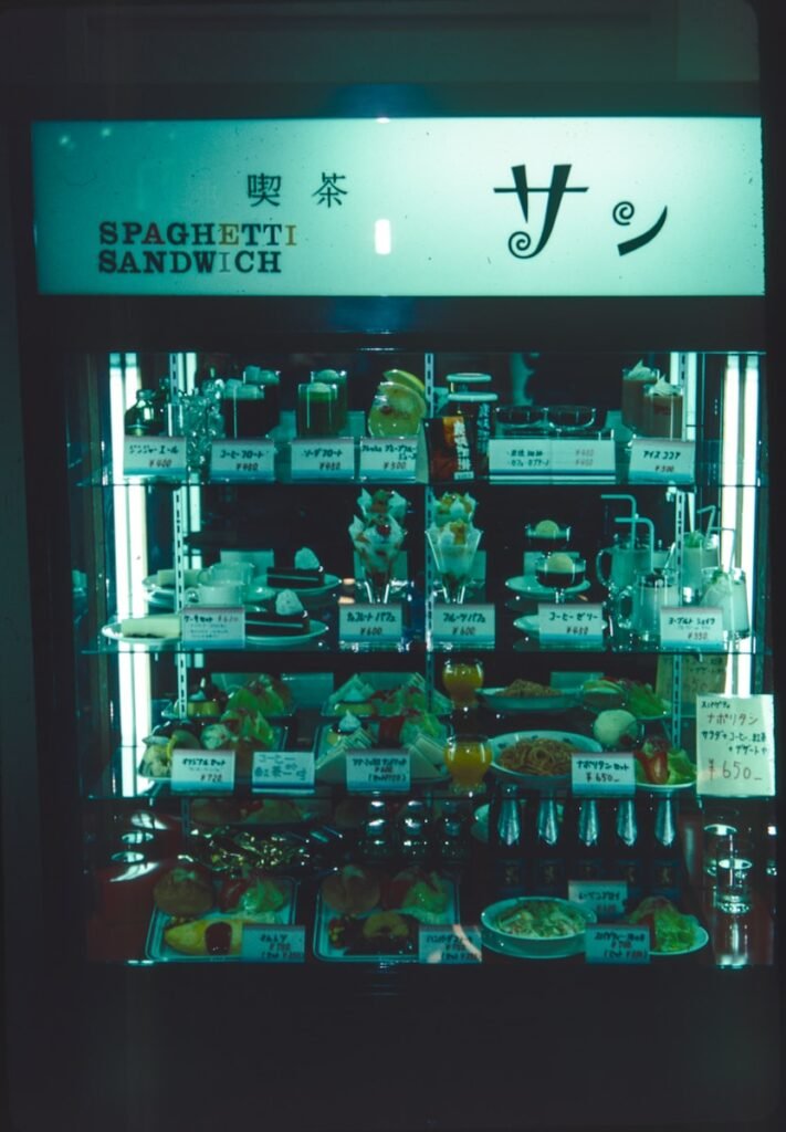 tem nhãn phụ trong thực phẩm