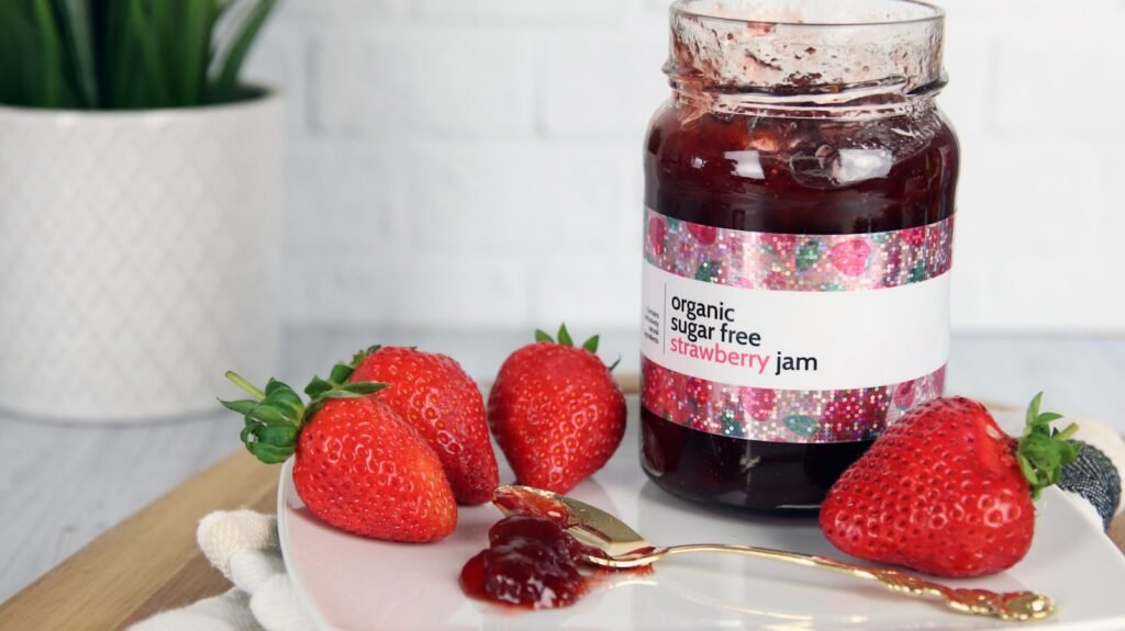 Tem Nhãn Dán và Tem In Trực Tiếp: Nên Chọn Loại Nào? - tem nhãn dán, in tem công nghiệp, in tem sản phẩm, tem in trực tiếp, in tem decal