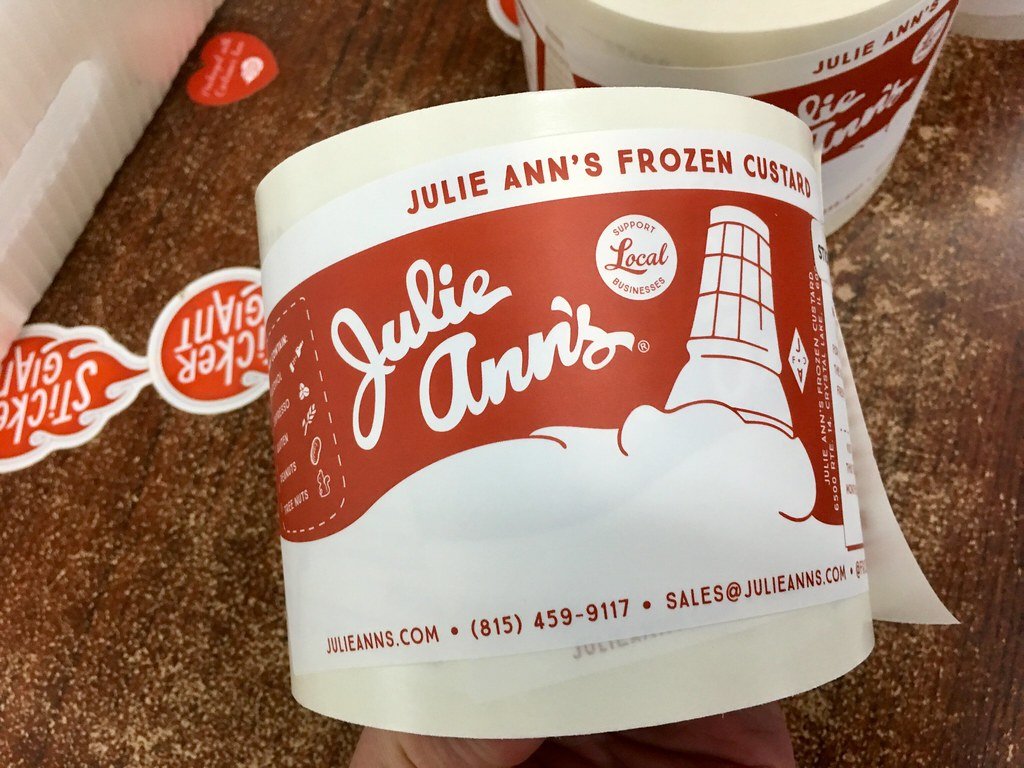 Tem Nhãn Cuộn và Tem Tờ – Ứng Dụng Trong Sản Xuất Công Nghiệp - tem nhãn cuộn, in tem cuộn, in tem hàng loạt, tem cuộn